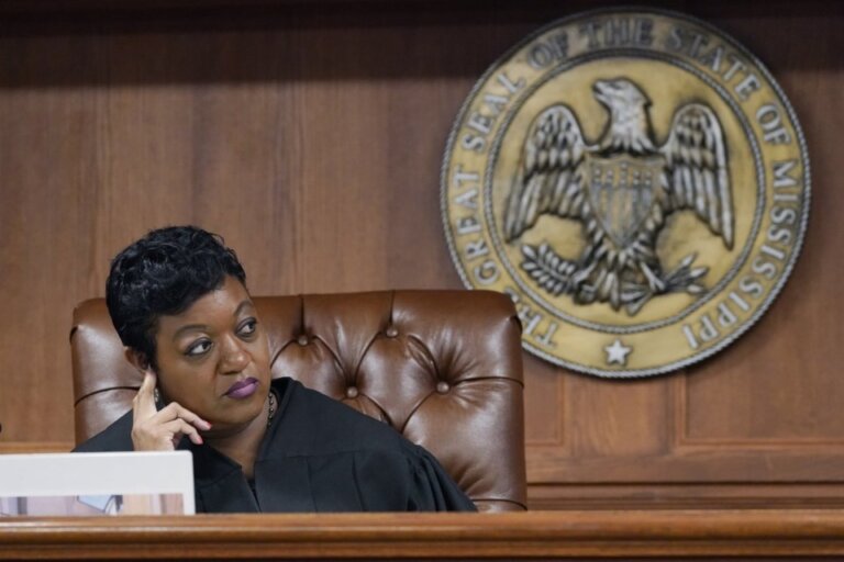 Mississippi city drops lawsuit over newspaper editorial that judge ordered removed